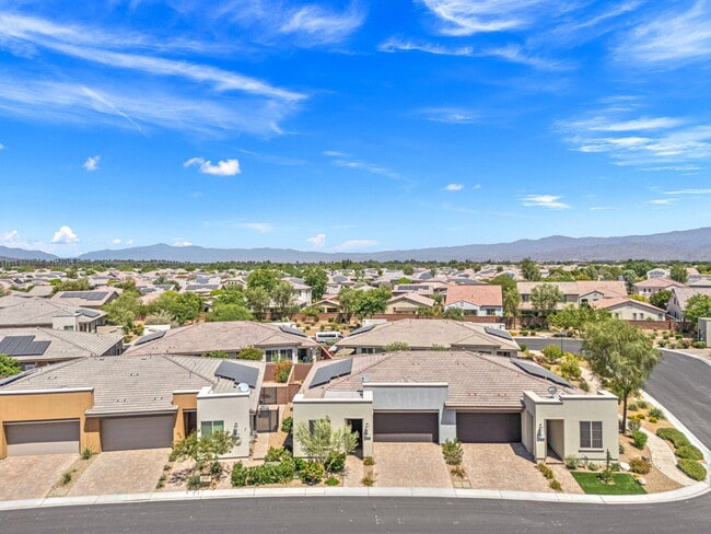 Building Photo - 51555 Ponderosa Dr.