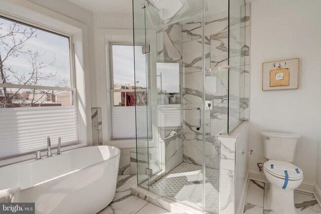 Building Photo - Stunning End-Rowhouse 4/Bedrooms, 4.5 Baths, in Shaw/Truxton Circle – Bathed in Natural Light!