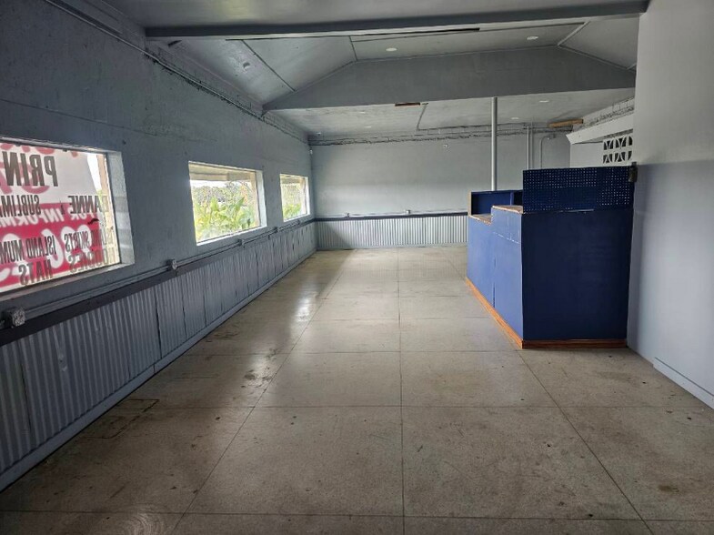 Building Photo - 1801 S Business 45