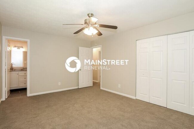 Building Photo - 3 Bedroom Pet-Friendly Home in Stone Mountain, GA with Main Street Renewal