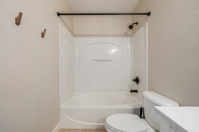 Building Photo - 4233 E Jasper Dr