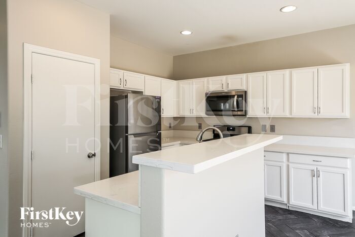 Building Photo - 3757 E Carisbrook Dr