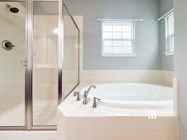 Building Photo - 13719 Port Commerce Ct