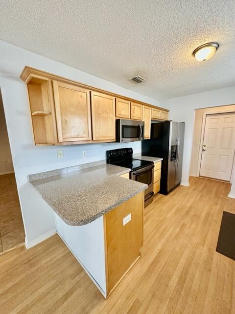 Building Photo - 8347 Tavira St