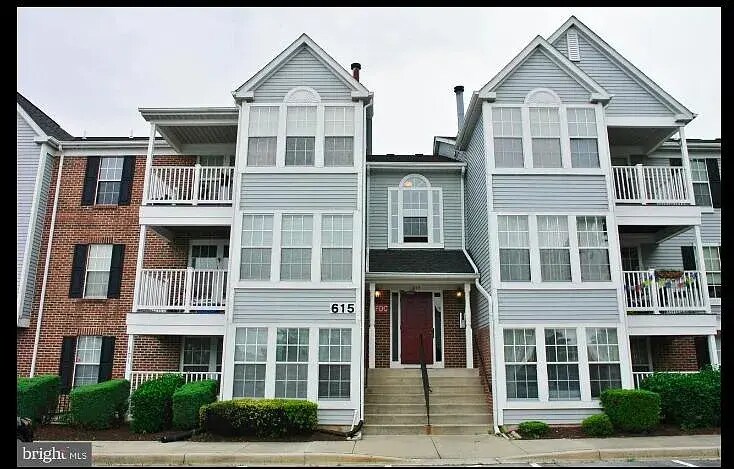 Building Photo - 615 Himes Ave