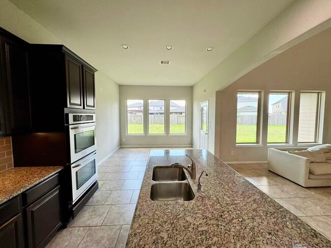 Building Photo - 28943 Grand Teton Ct