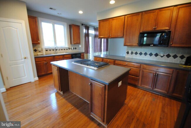 Building Photo - 22754 Brookshade Dr