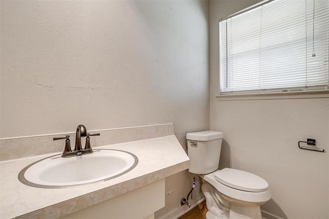 Building Photo - 412 Lena Ln