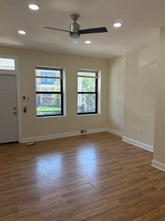 Building Photo - 451 W Bringhurst St