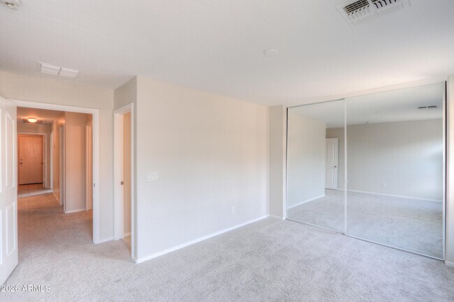 Building Photo - 27976 N Gold Ln