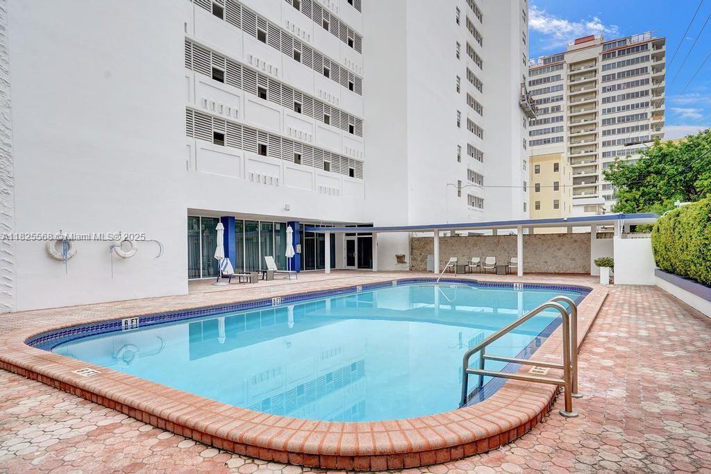 Building Photo - 6450 Collins Ave