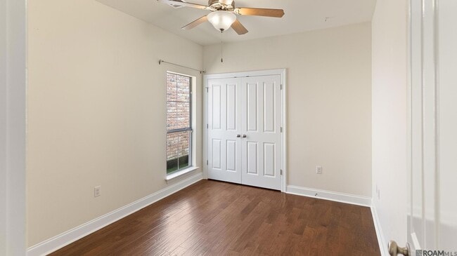 Building Photo - 7945 Seville Ct