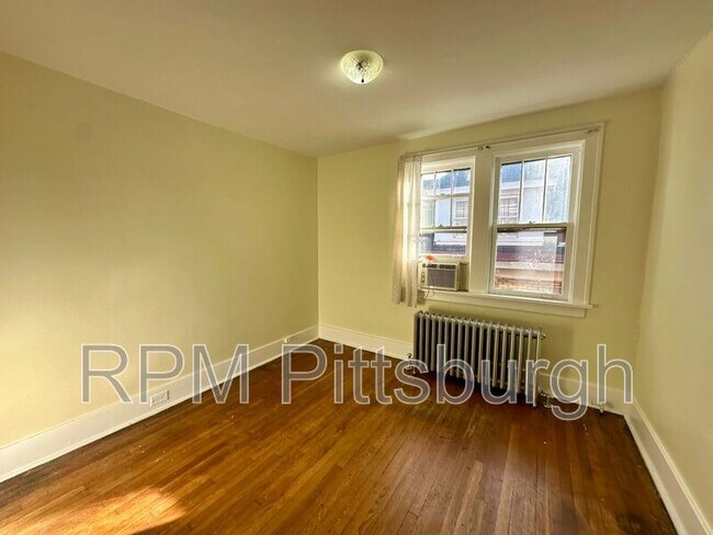 Building Photo - 3306 Shady Ave Ext