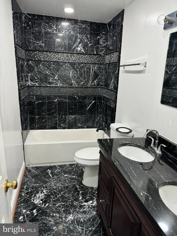 Building Photo - 2902 Buell Ct