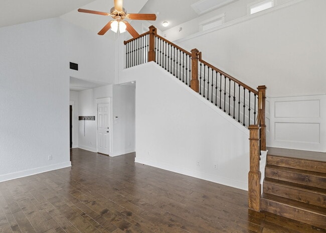 Building Photo - Discover the perfect blend of comfort and space at 6323 Myrtle.