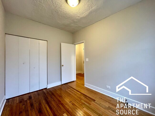 Building Photo - 1540 N Kedzie Ave