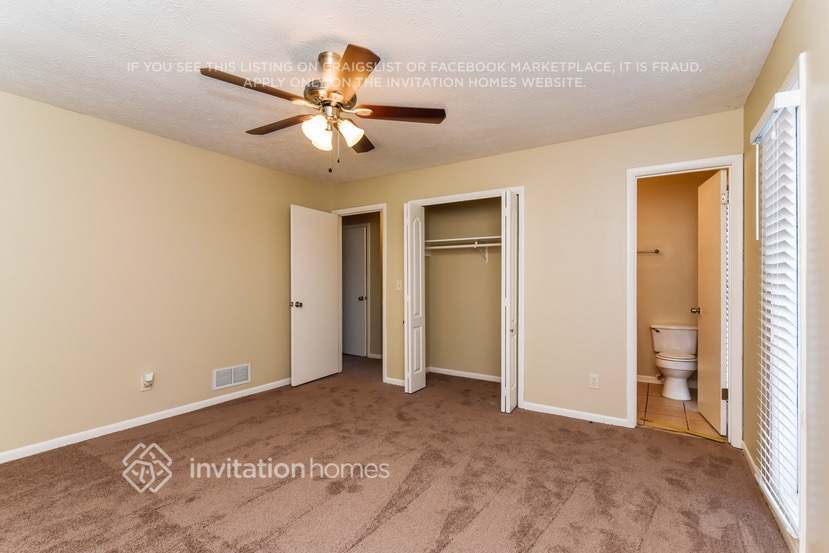 Building Photo - 3396 San Antonio Dr