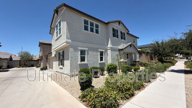 Building Photo - 11694 N 166th Dr