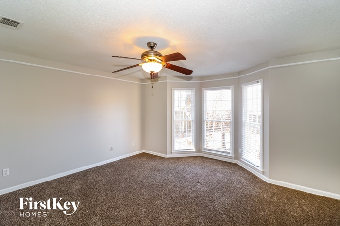 Building Photo - 3877 Altruria Rd