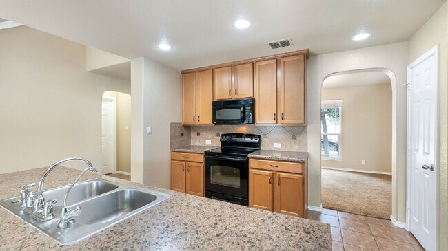 Building Photo - 7538 Elegante Way