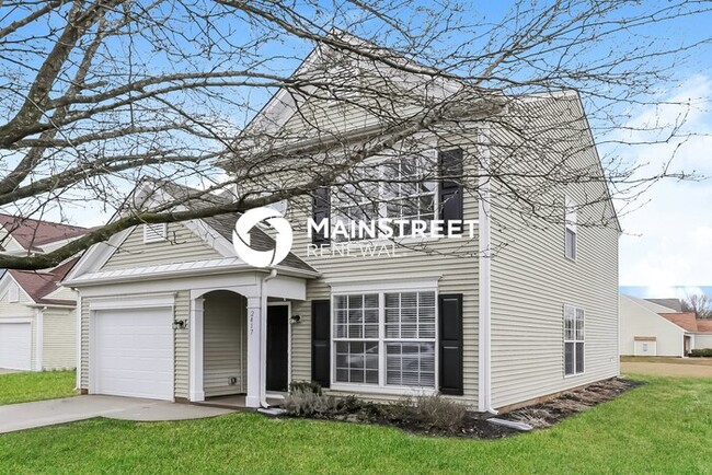 Building Photo - 2417 Sawyer Dr