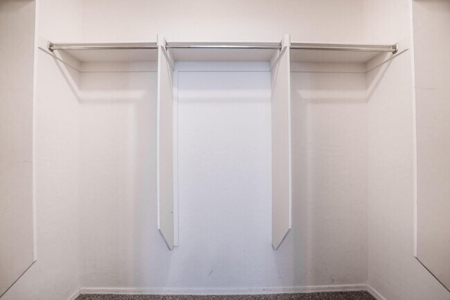 Building Photo - Check this Beautiful Condo Unit located in a gated Terrasini  community!