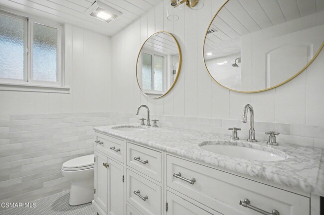 Building Photo - 1292 Brookview Ave