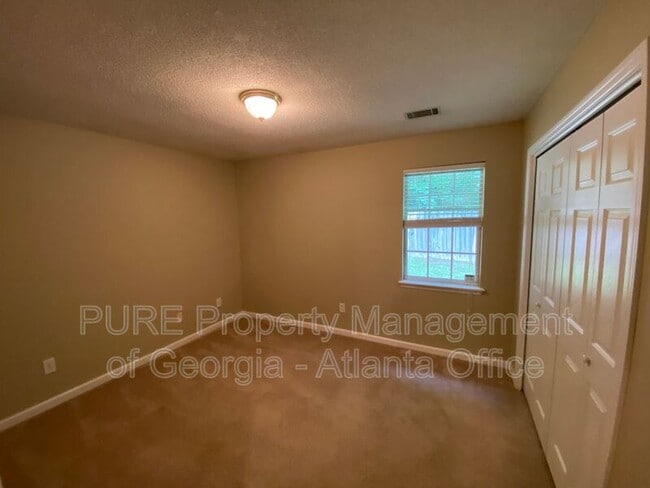 Building Photo - 357 Washington St