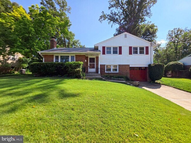 Building Photo - 7511 Elgar St
