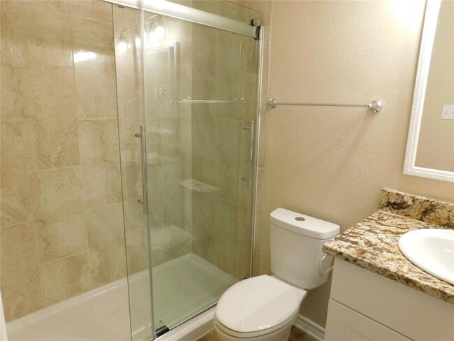 Building Photo - 500 Wanta Hide A Way Dr