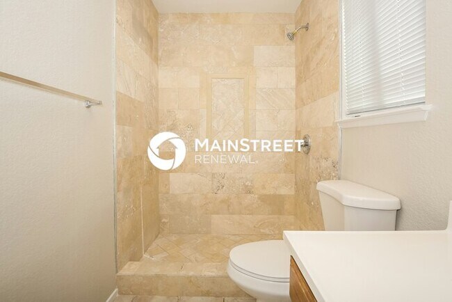 Building Photo - 3 Bedroom Pet-Friendly Home in NORTH LAS VEGAS, NV with Main Street Renewal