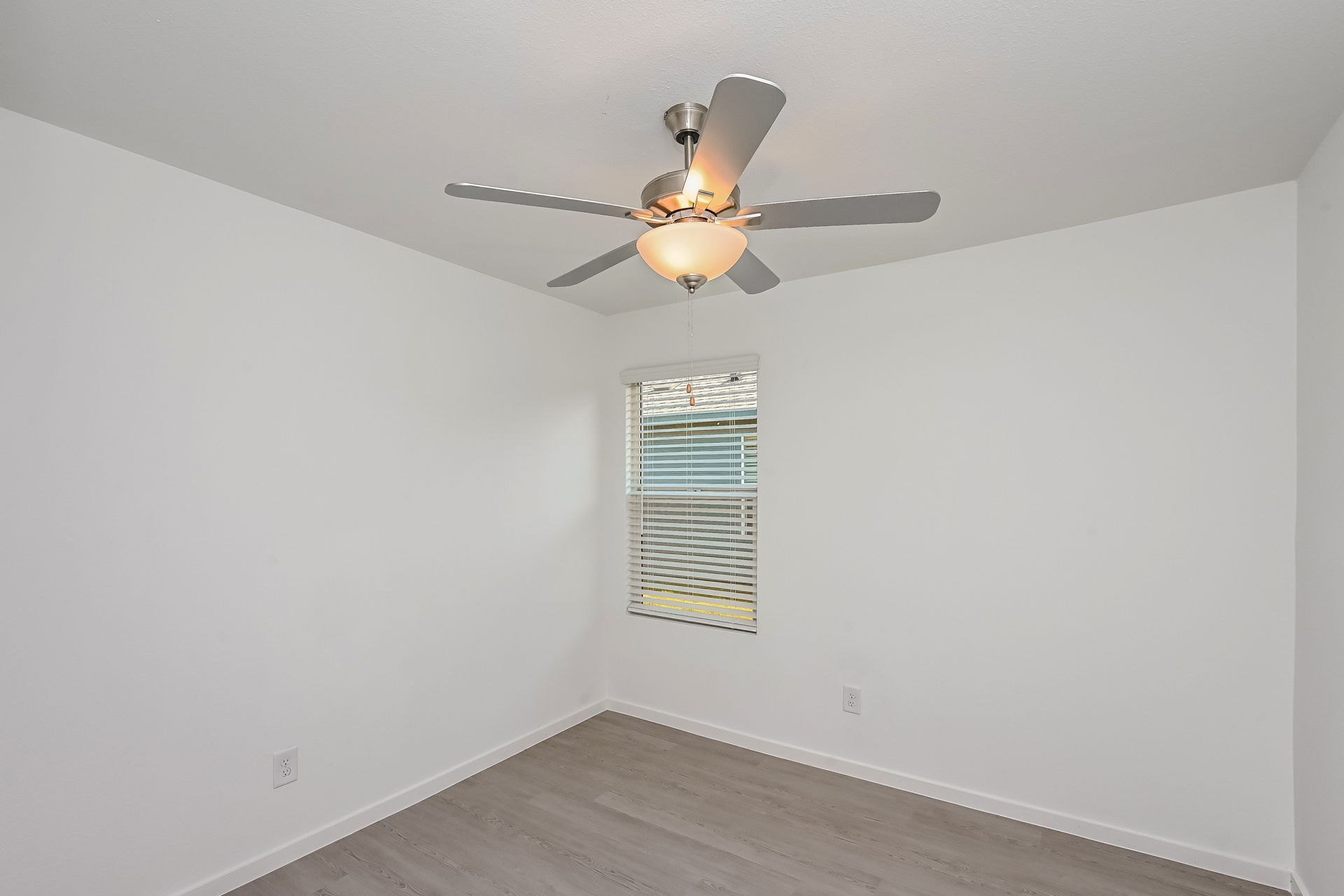 Building Photo - 2740 River Knl Ln