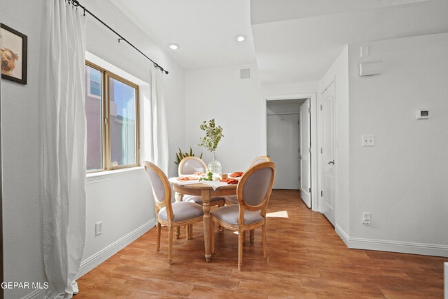 Building Photo - 3760 Loma Jacinto