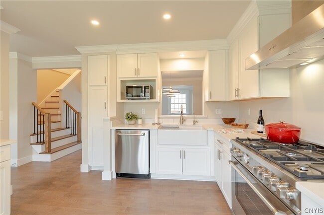 Building Photo - 8116 Verbeck Dr