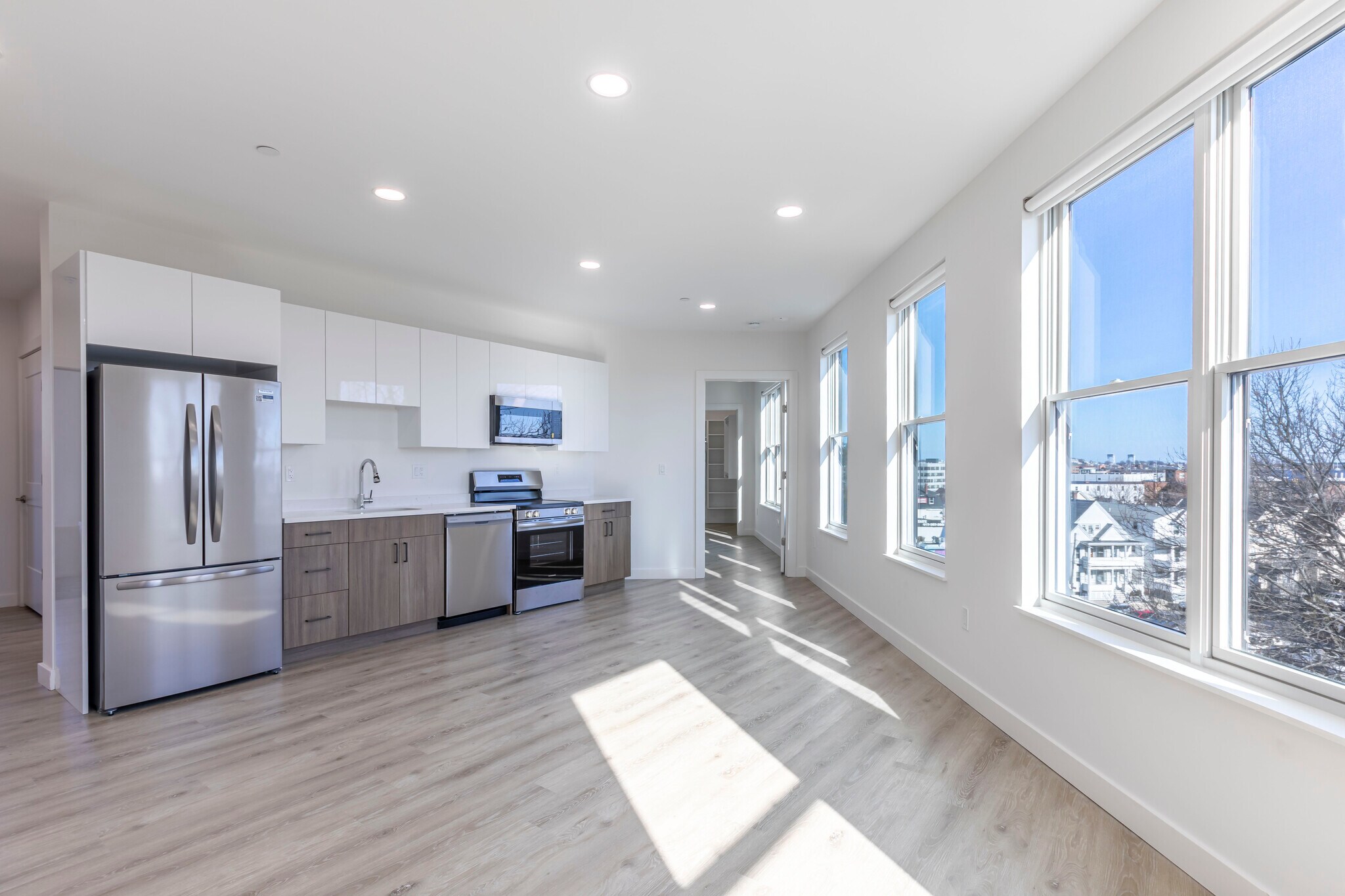 Building Photo - 319 Broadway