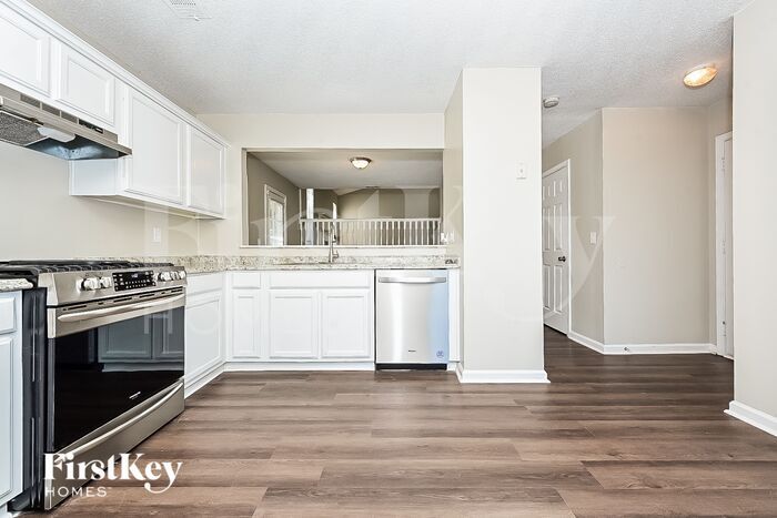Building Photo - 2503 Brenston Dr