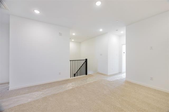 Building Photo - 9455 Speaker Dr