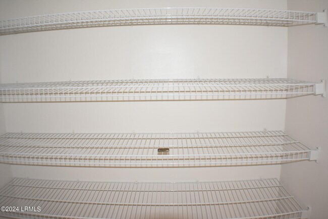 Building Photo - 43 Blue Haw Ct