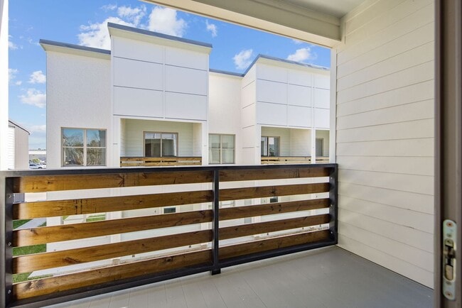 Building Photo - 104 Canvasback Dr