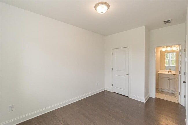 Building Photo - 3955 Allegretto Cir