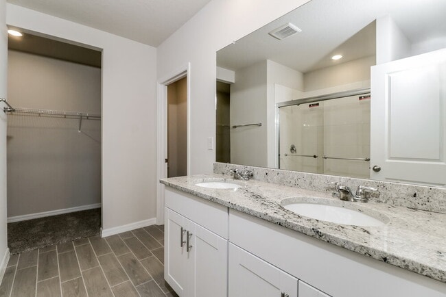 Building Photo - 3250 Forrest Plum Ct