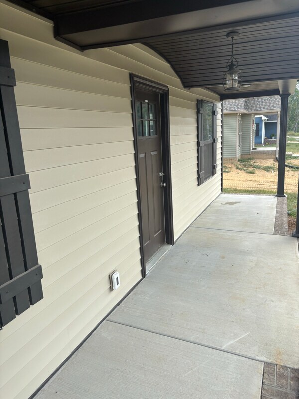 Building Photo - 231 Cherokee Dr