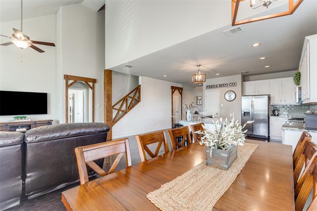 Building Photo - 5705 Bender Ridge Dr