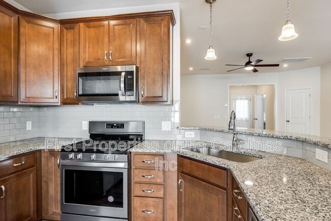 Building Photo - 524 Hunters Dance Road