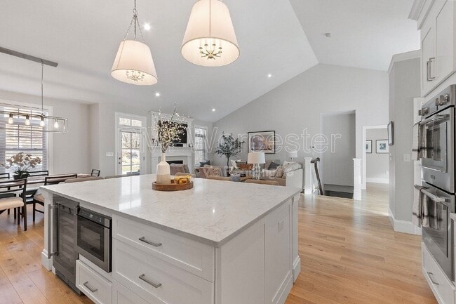 Building Photo - 57 Old Brook Rd