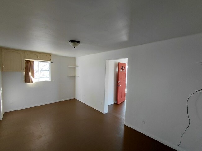 Building Photo - Cozy 2 Bed / 1 Bath Home with Open Space & Privacy – Ocotillo, CA