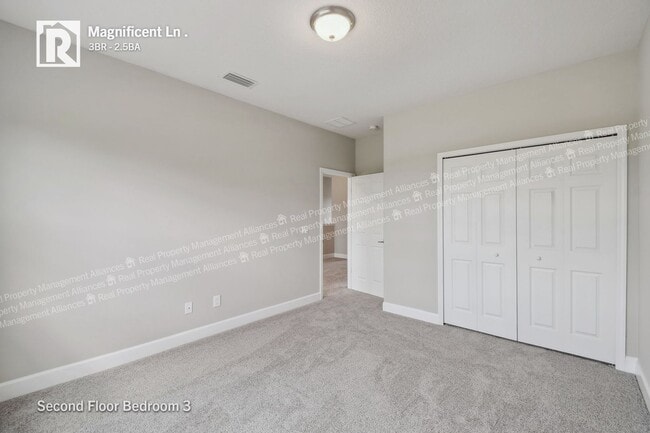 Building Photo - AVAILABLE TODAY!  New Luxury Townhome finished with High-End Touches