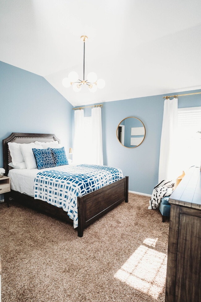 Building Photo - "Charming 3-Bedroom Killeen Home with Cozy Fireplace and 2 Full Baths!"