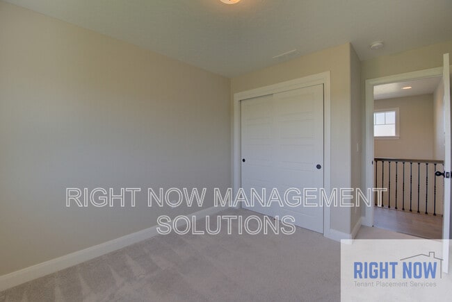 Building Photo - 6132 S Astoria Ave