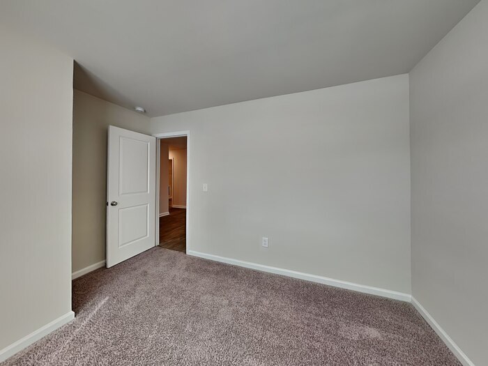 Building Photo - 36 Blue Fescue Way